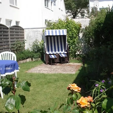 Kleines Logierhaus 02 Apartment *