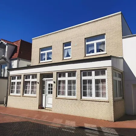 Apartment Kleines Logierhaus 02